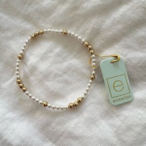 Worthy eNewton Gold and Pearl Beaded Bracelet